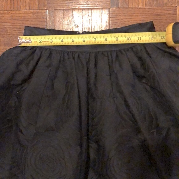 Kate Spade Black Mini Skirt/ Floral - Picture 11 of 15